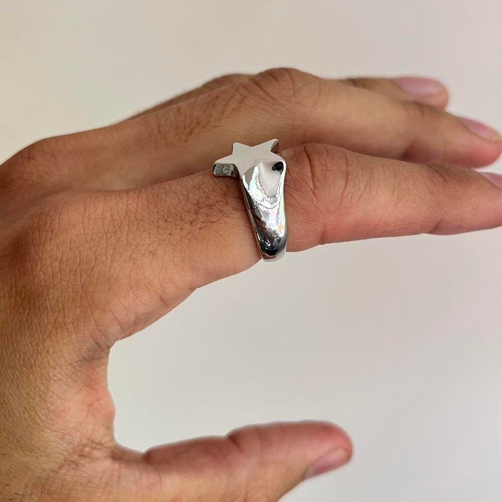 Y2K Vintage Silver Star Ring – Size 8, Unisex, Brand New - Picture 12 of 14
